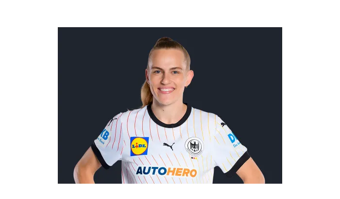 Rückraumspielerin Lott im Profil 