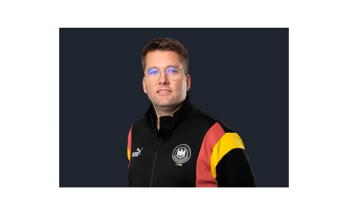 Trainerbild Alexander Novakovic
