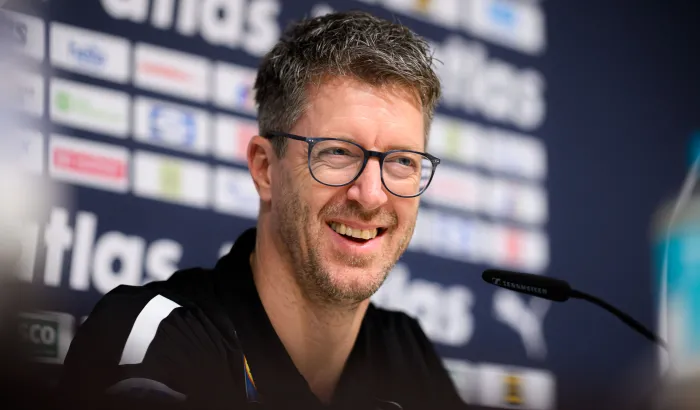 Bundestrainer Markus Gaugisch begrüßt neue Gesichter. - Foto: Marco Wolf