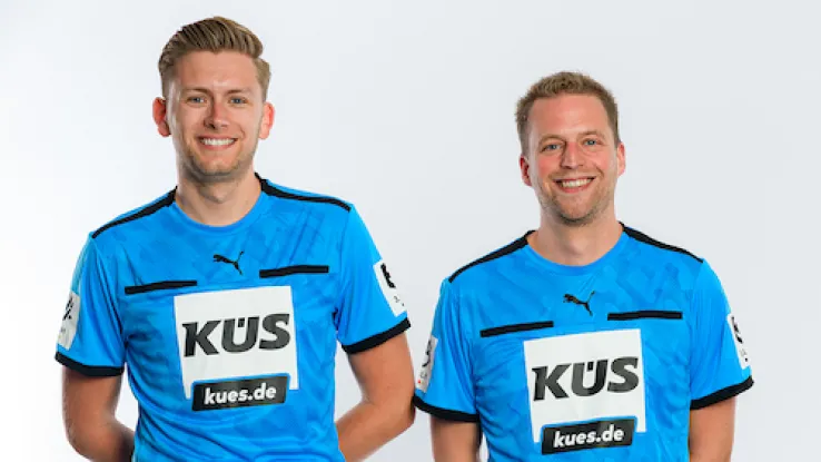 Schiedsrichter Ahlgrimm und Backwinkel im Portrait 