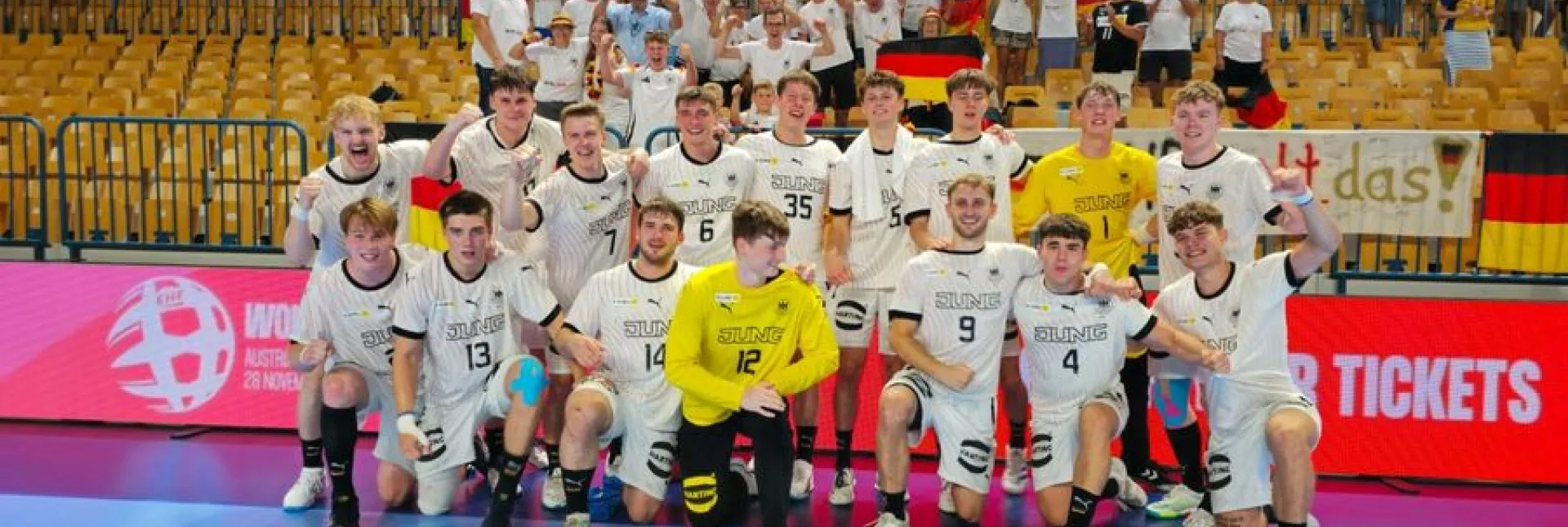 U20 bejubelt den Sieg