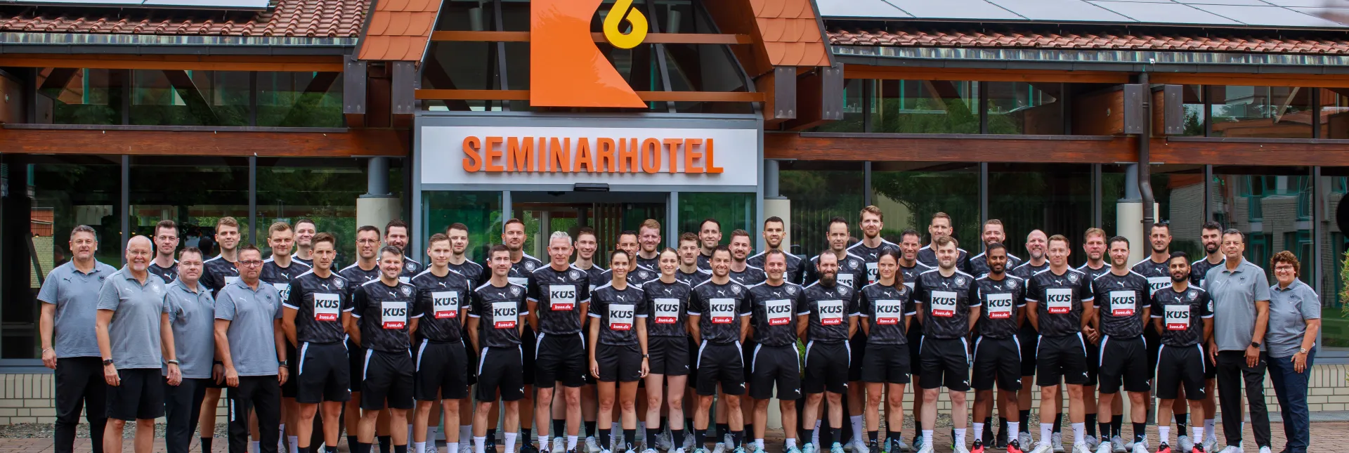 Schiedsrichter*innen bereiten sich auf Saison 2025/26 vor