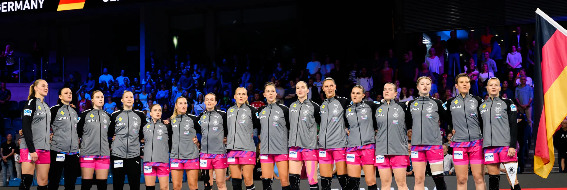 Die deutsche Frauen-Nationalmannschaft. - Foto: Marco Wolf