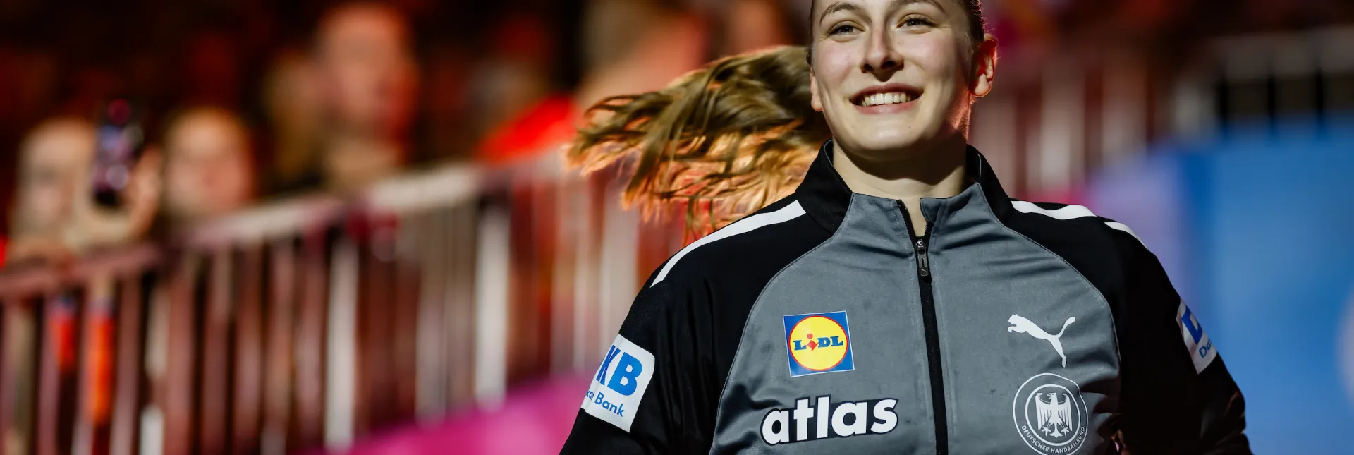Viola Leuchter ist U23-Welthandballerin. - Foto: kolektiff images