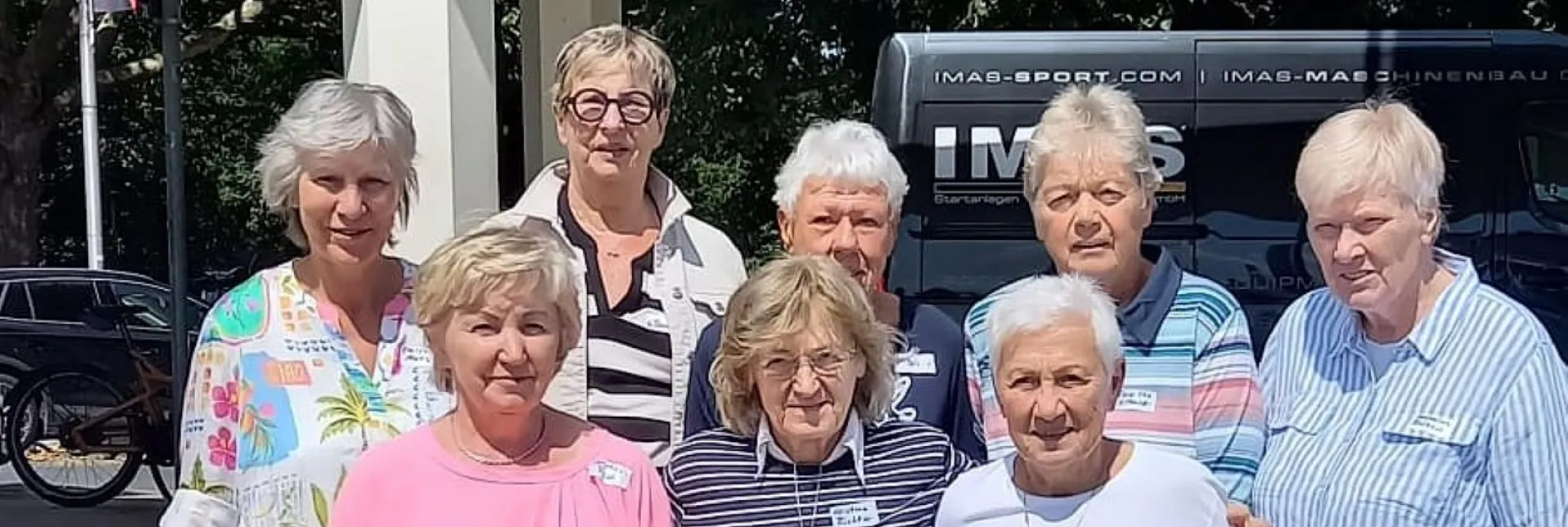 Hinten von links: Evelyn Seide, Gabriele Badorek, Eva Paskuy,Roswitha Krause, Hannelore Kühnert. Vorn: Christina Rost , Kristina Richter und Liane Michaelis. - Foto: DHB