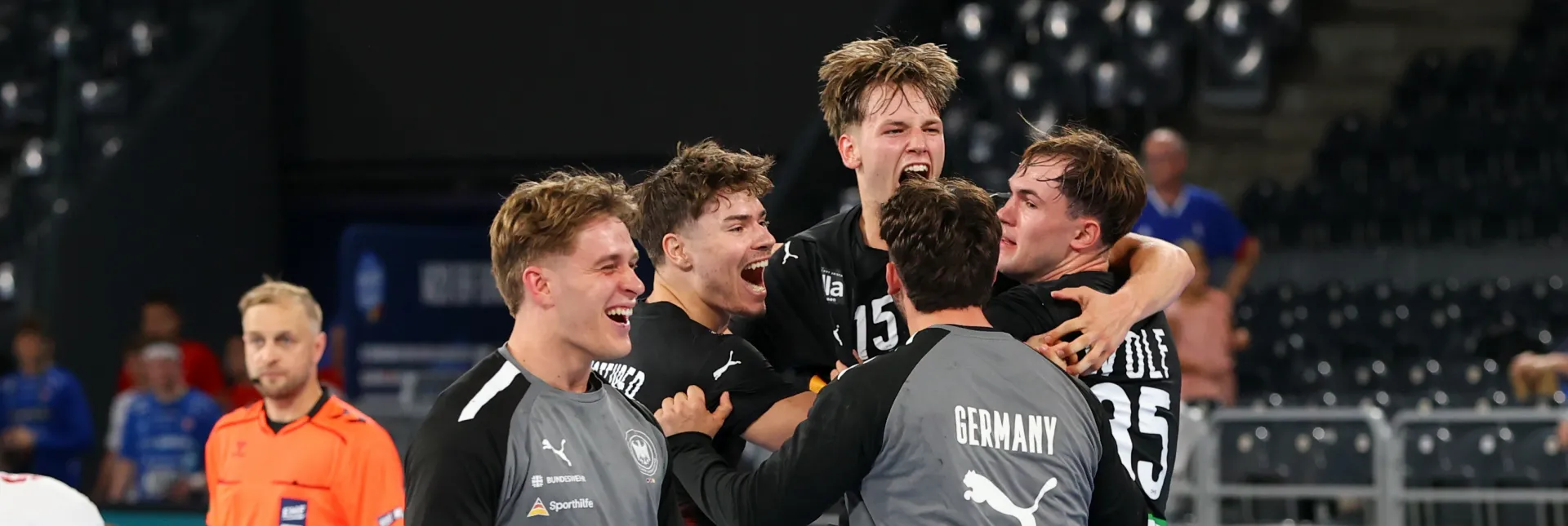 Bislang gab's nach den EM-Spielen nur Freude im deutschen Team. Das versucht es am Donnerstagabend gegen Ungarn zu wiederholen. - Foto: Simion Sebastian Tataru
