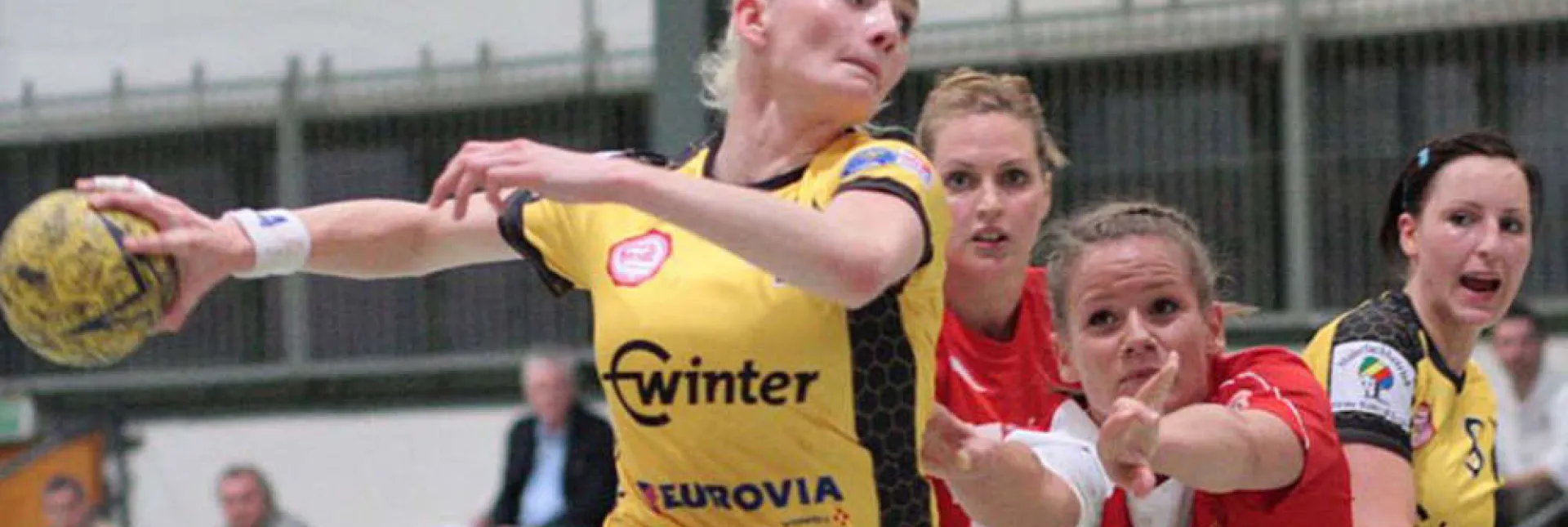 ecca46e77e101cb.jpg