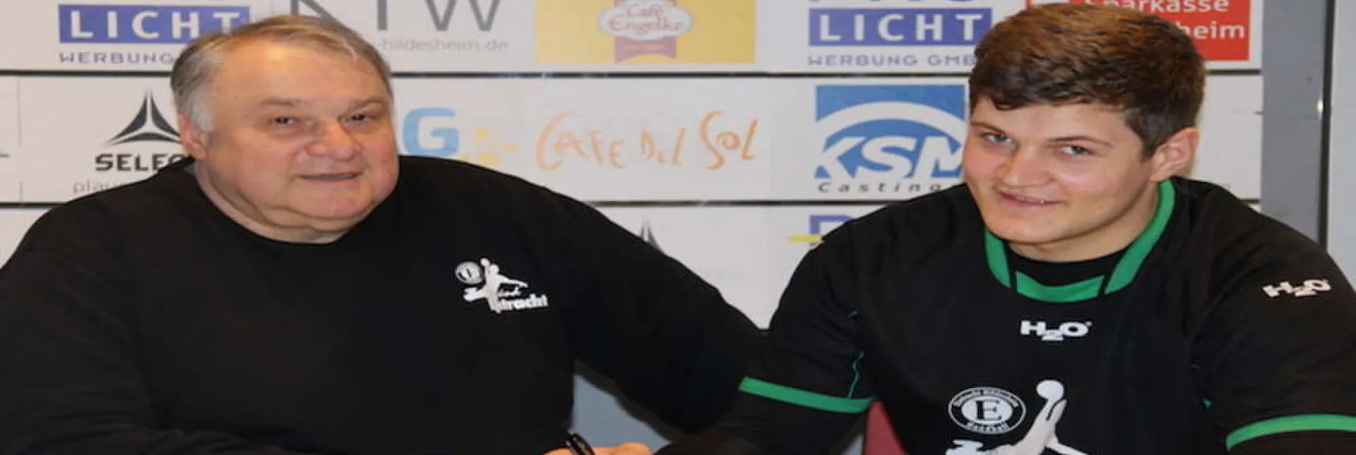 c40f5d5a06cdefd.jpg
