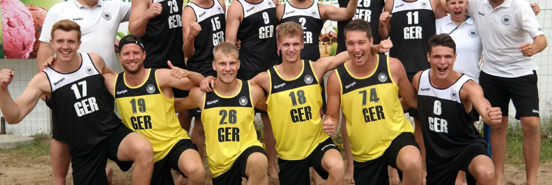 190702_beach_em_maenner.jpg