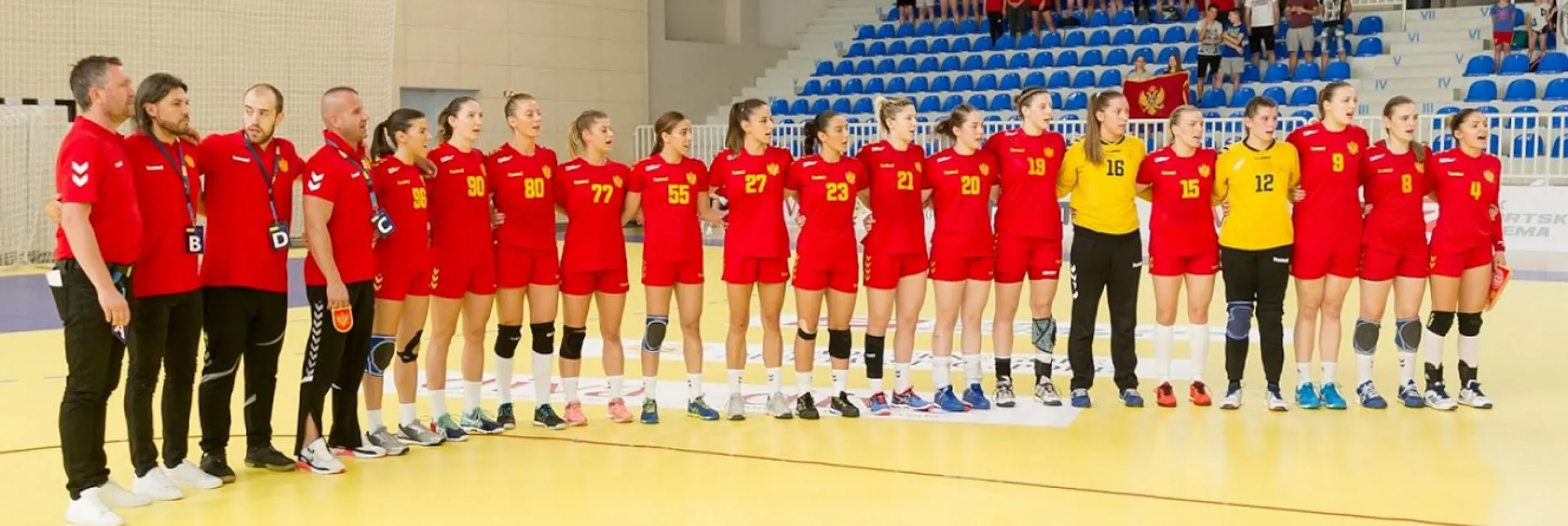 Team-photo_MNE-W_Website.jpg