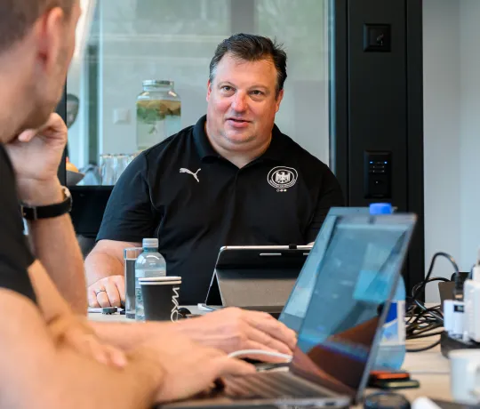 DHB Talentcoach Carsten Klavehn. - Foto: Marco Wolf
