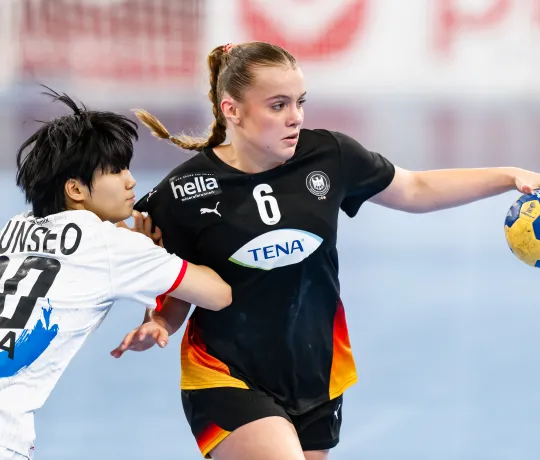 Pia Kastner beendete die U18-WM in Rumänien mit der DHB-Sieben als klarer Sieger gegen Südkorea. - Foto: Kolektiff
