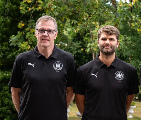 U21-Bundestrainer Martin Heuberger (links) und Bundestrainer der U17 Michael Schweikardt (rechts) | Foto: Niklas Koeppen