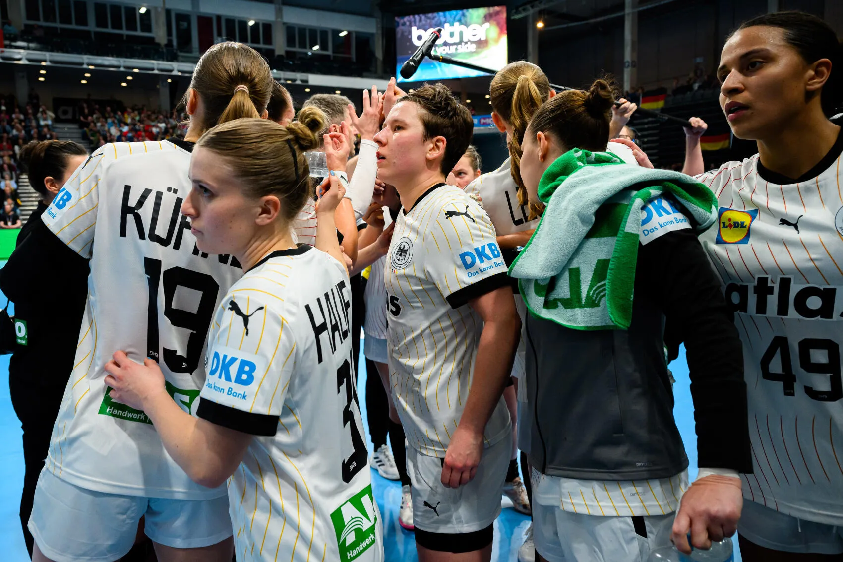 Teambesprechung der Frauen