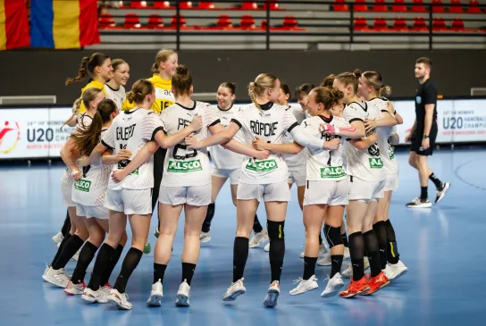 Die U20w feiert ihren Sieg