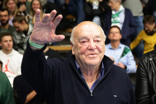 Horst Singer im Jahr 2024 bei einem Bundesliga-Spiel von Göppingen. - Foto: Imago Images/Pressefoto Baumann