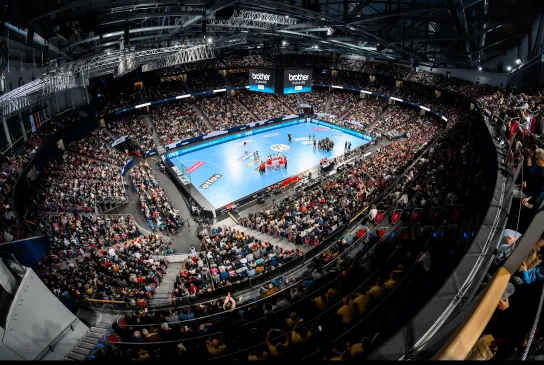 Die ZAG Arena in Hannover. - Foto. Marco Wolf