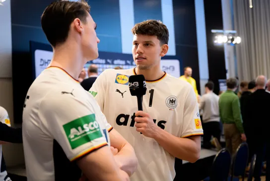 Marko Grgic als Mobile Reporter für die DHB-Kanäle. - Foto: Marco Wolf