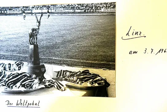 Weltpokal. - Archiv Volker Schneller