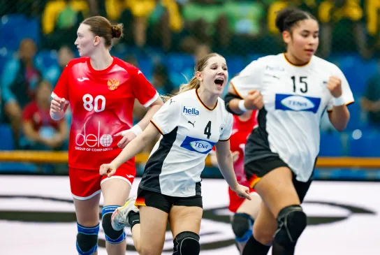 Nora Lueg wurde mit 10 Toren zur Spielerin des Spiels gewählt. - Foto: Kolektiff