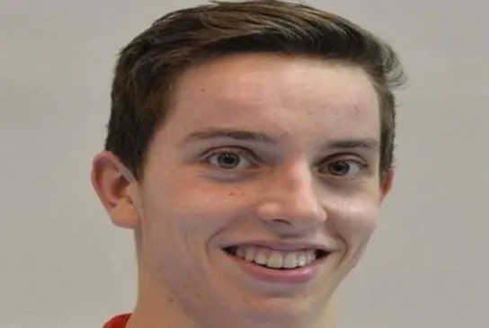 f0b360277e3c74b.jpg
