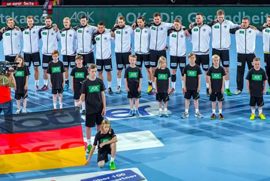 4ca7af2dfb6d105.jpg
