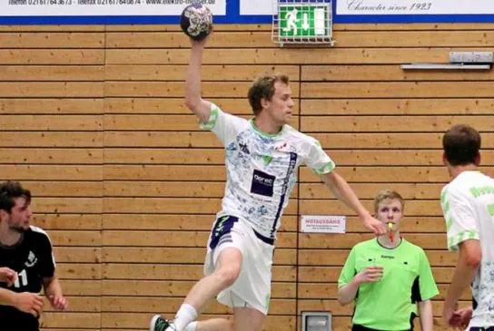 1238166433010d5.jpg