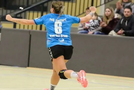 5875feee6939e14.jpg