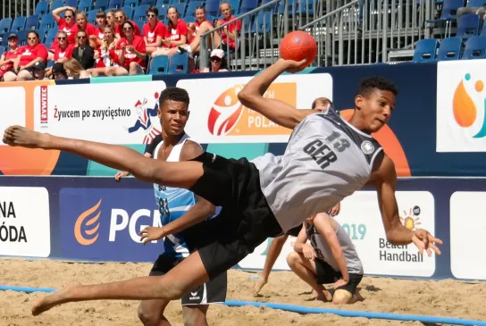 190628_beach_u17m_tag2.jpg