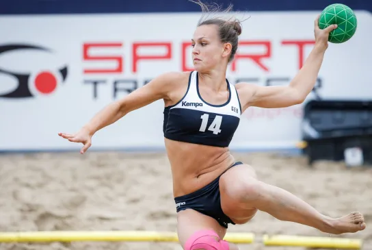 190703_beach_em_frauen_koenigsmann.jpg