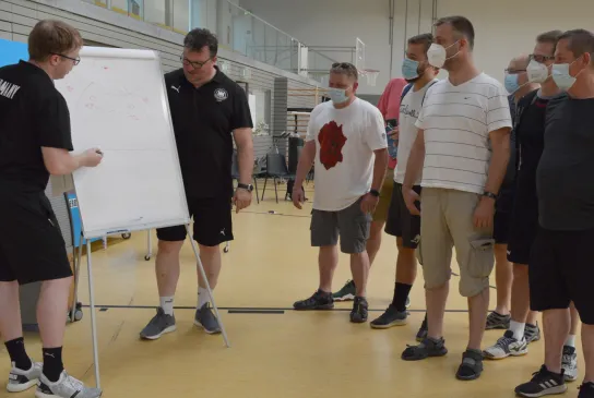 handballtrainerworkshop-1_465044102-Kopie.jpg
