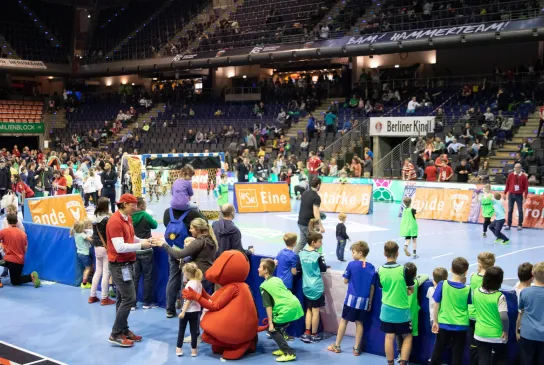 Tag-des-Kinderhandball-2022-Berlin-HP.jpg