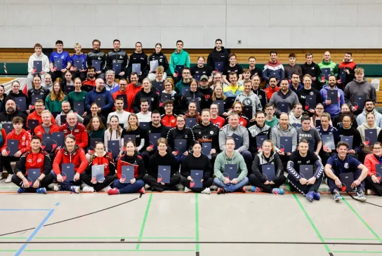 EURO24M_Children-s-handball-coach-training__ER26463_JE.JPG